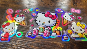1025 HoloHelloKitty