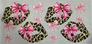 135_PinkBowJaguarLips